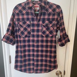 Wrangler Men's Premium Slim Fit Plaid Shirt